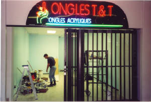 boutique1.jpg